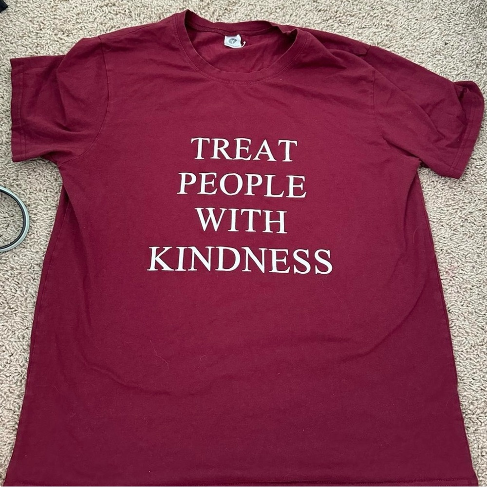 Men's Maroon Graphic T-Shirt